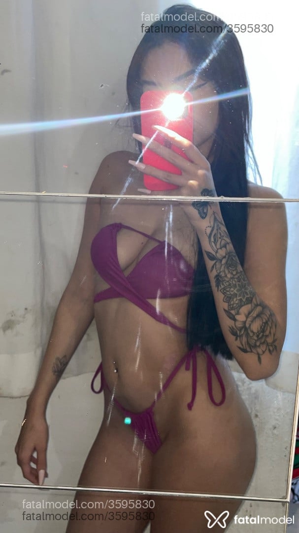 Acompanhante mulher morena (o) de olhos castanhos - Camila Pales