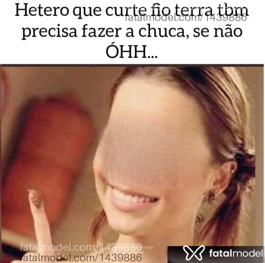 Acompanhante mulher trans morena (o) de olhos castanhos - Femboyy