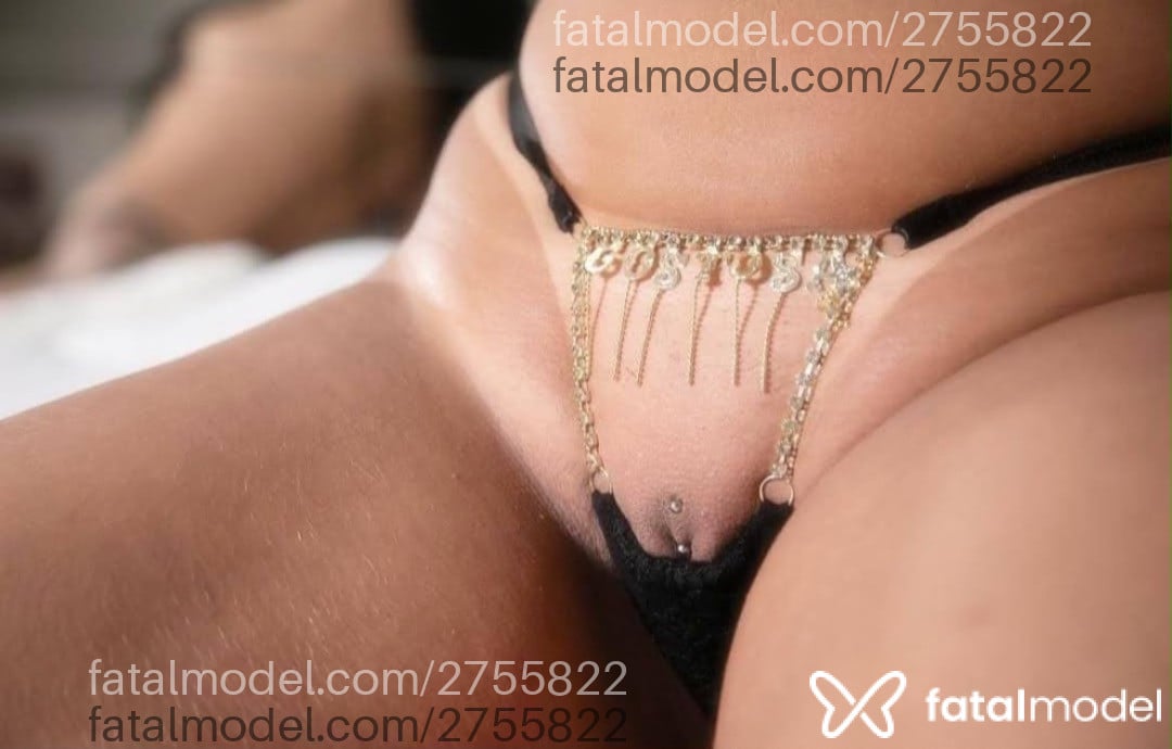 Acompanhante mulher morena (o) de olhos pretos - Luana Morena