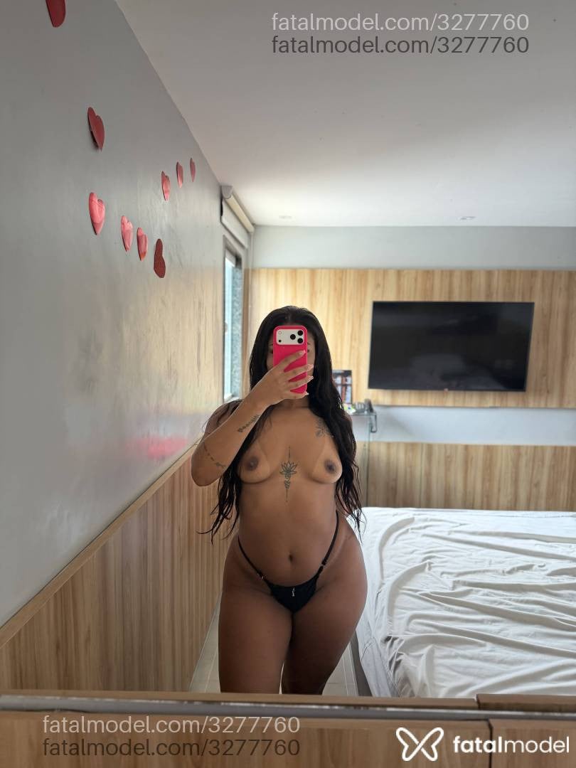 Acompanhante mulher morena (o) de olhos castanhos - Maitê Gois