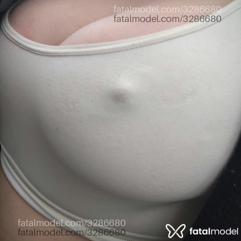 Acompanhante mulher morena (o) de olhos verdes - Fernanda