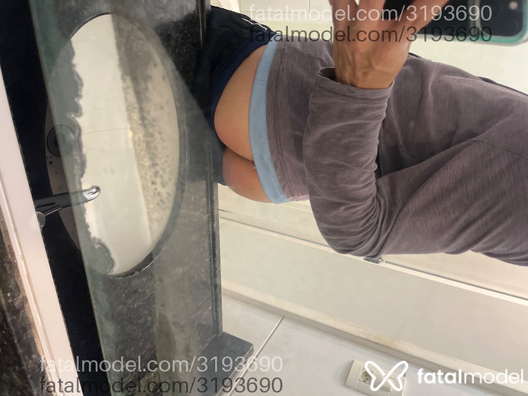 Acompanhante homem com cabelo castanho de olhos castanhos - Breno Salles