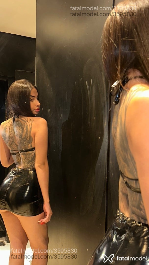 Acompanhante mulher morena (o) de olhos castanhos - Camila Pales
