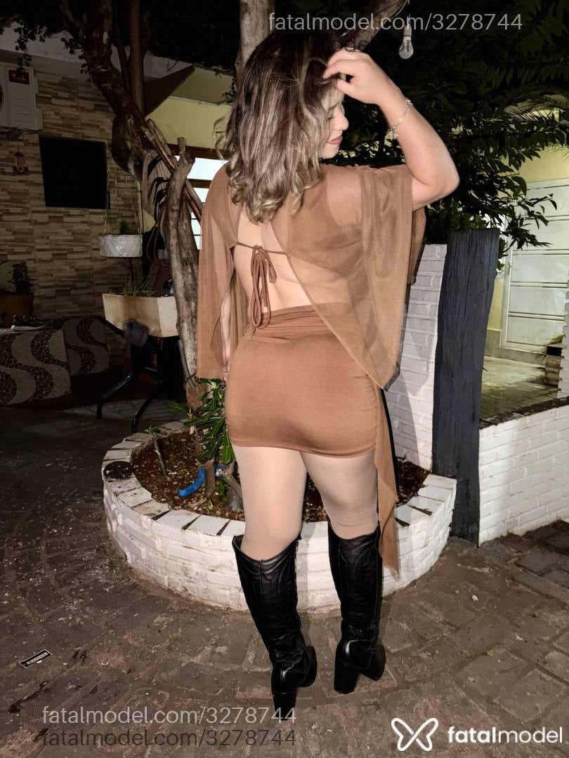 Acompanhante mulher com cabelo castanho de olhos castanhos em São José do Rio Preto - Ágatha Orsini