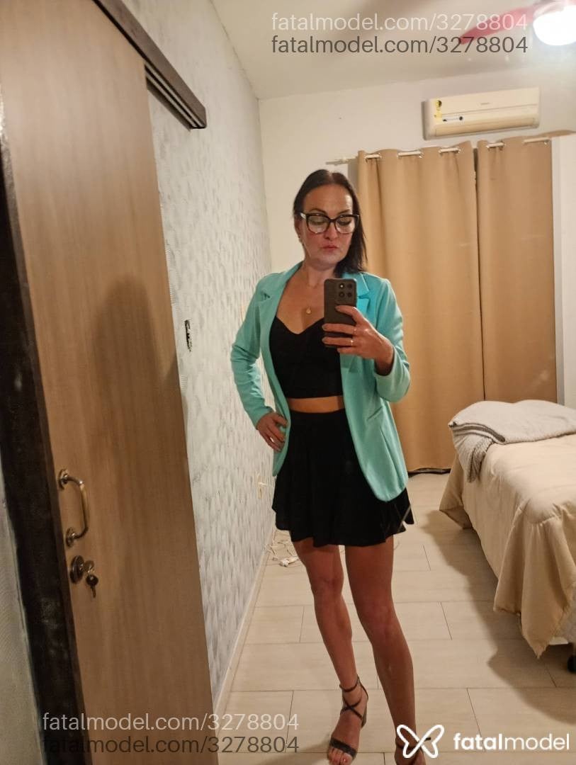 Acompanhante mulher morena (o) de olhos castanhos em Criciúma - Renata Martins