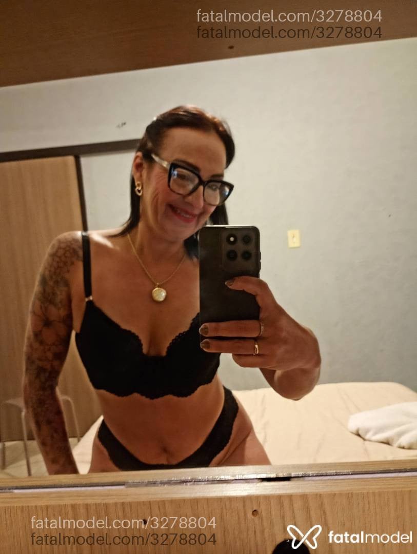 Acompanhante mulher morena (o) de olhos castanhos em Jaraguá do Sul - Renata Martins