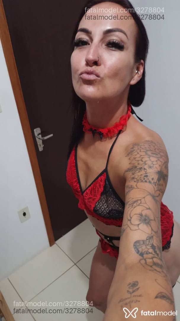 Acompanhante mulher morena (o) de olhos castanhos em Criciúma Acompanhante mulher morena (o) de olhos castanhos em Criciúma - Renata Martins