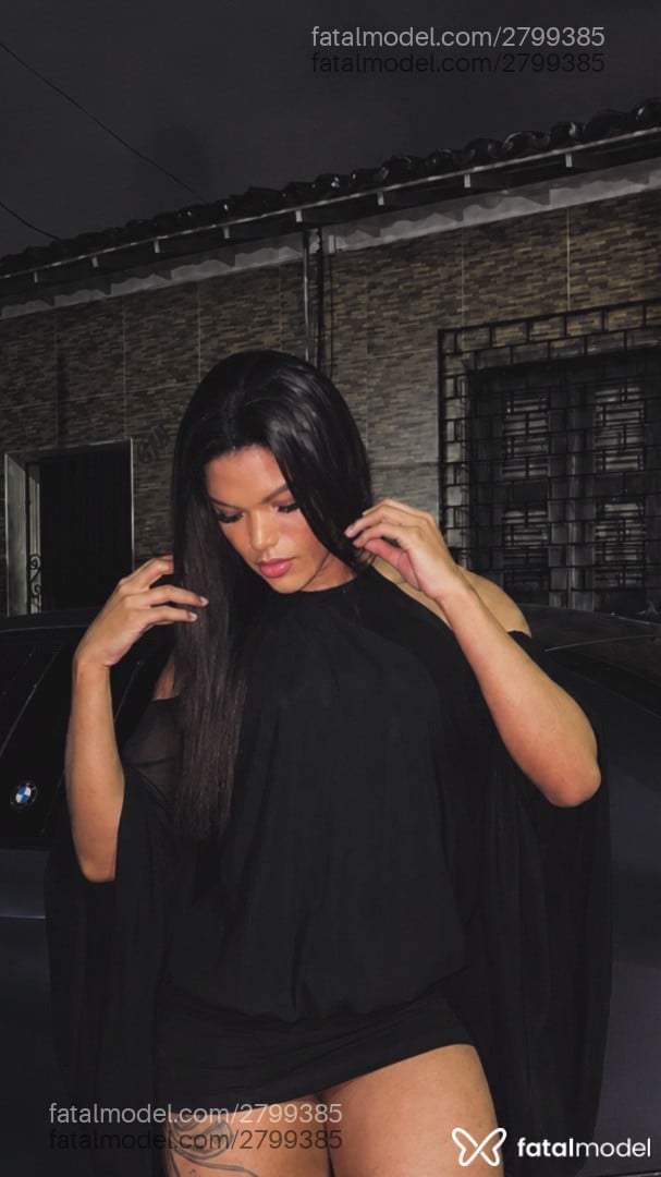Acompanhante mulher trans com cabelo castanho de olhos castanhos - Maria Eduarda