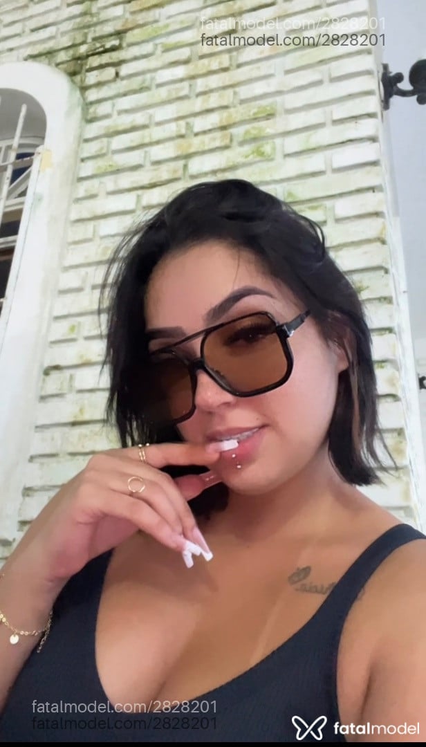 Acompanhante mulher morena (o) de olhos castanhos - Babi Albuquerque