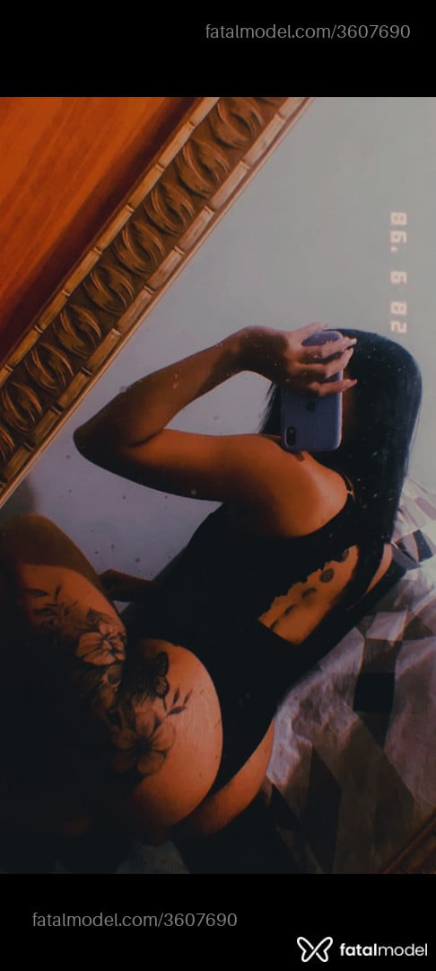 Acompanhante mulher morena (o) de olhos castanhos - Fadinhah