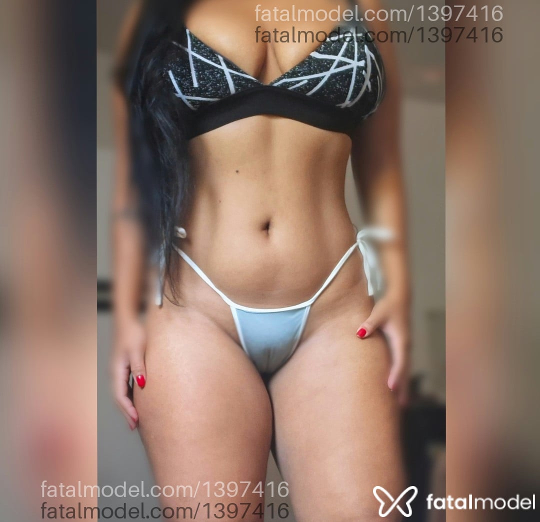 Acompanhante mulher morena (o) de olhos pretos - Nanda