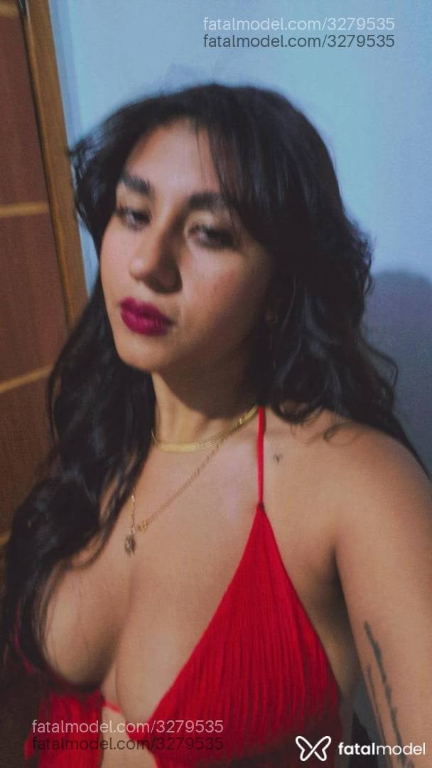 Acompanhante mulher morena (o) de olhos castanhos - Camilla