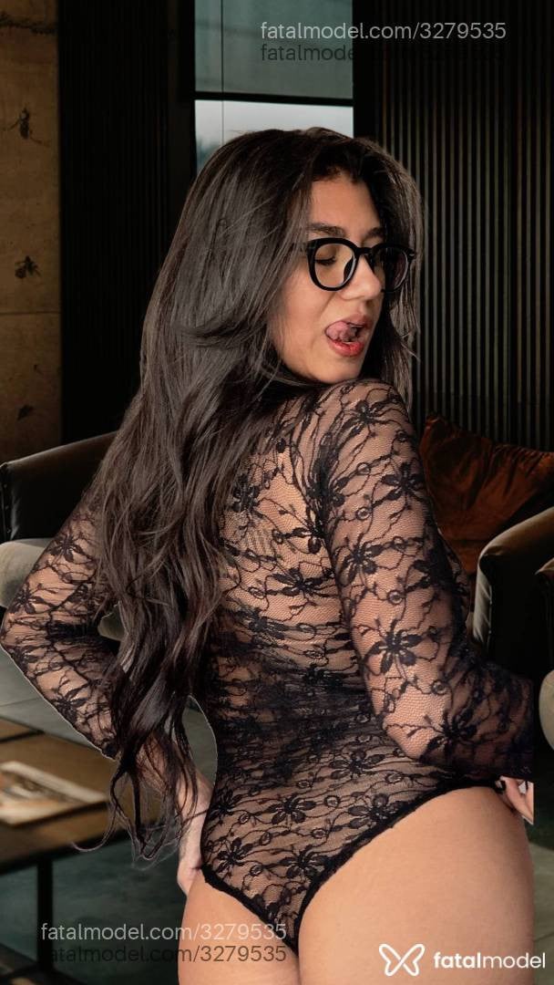 Acompanhante mulher morena (o) de olhos castanhos - Camilla
