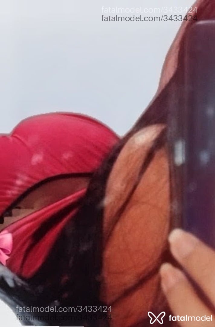 Acompanhante mulher morena (o) de olhos pretos - Aninhasantossilva