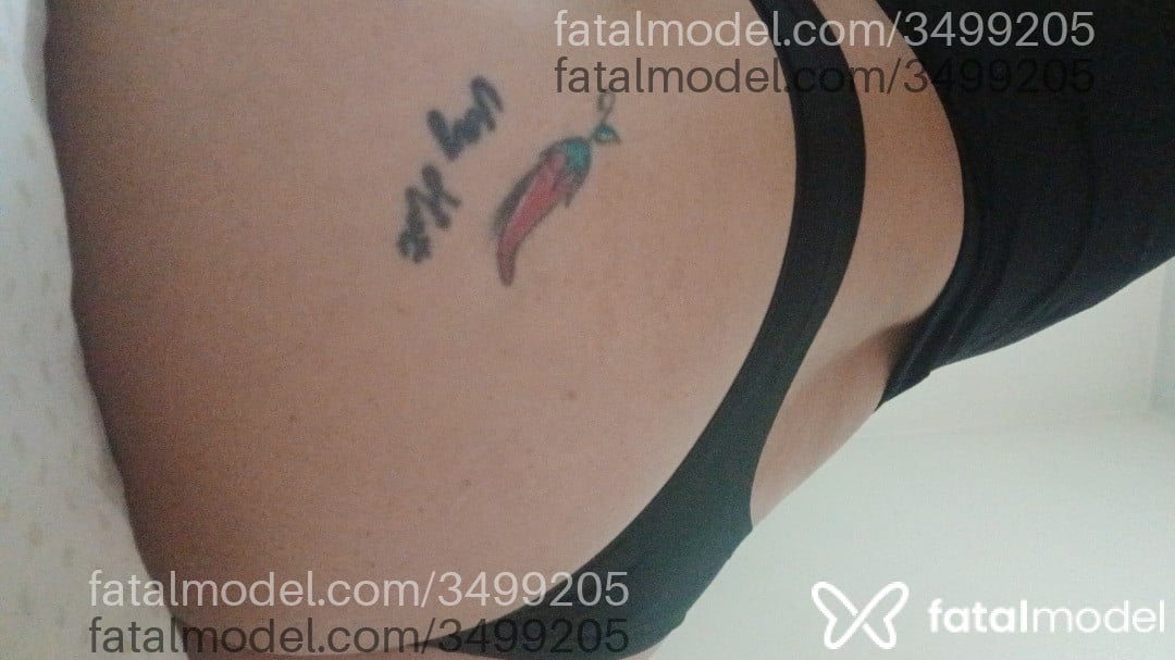 Acompanhante mulher ruiva (o) de olhos mel - Maya