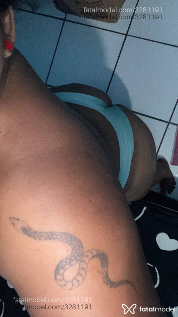 Acompanhante mulher com cabelo castanho de olhos castanhos - Nay Belamonte
