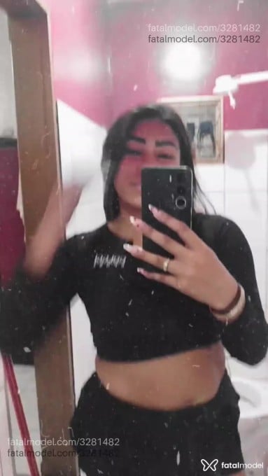 Acompanhante mulher morena (o) de olhos pretos em Americana - Aurora