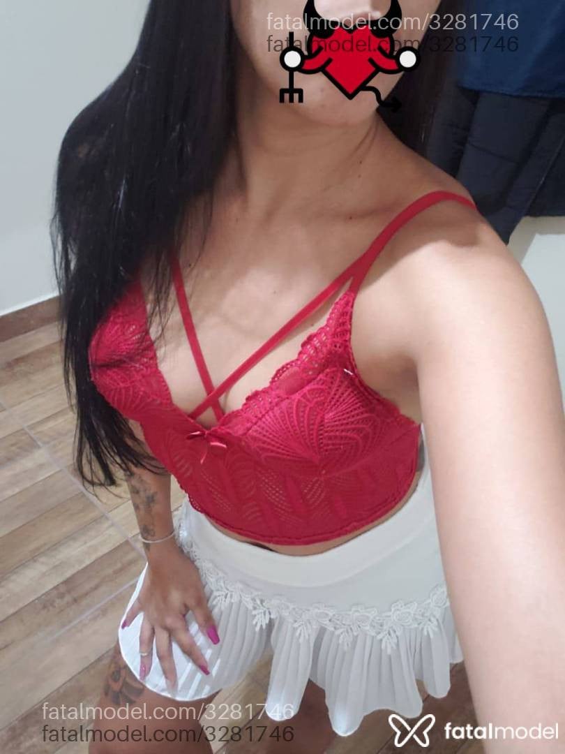 Acompanhante mulher morena (o) de olhos castanhos em Poços de Caldas - Isabela