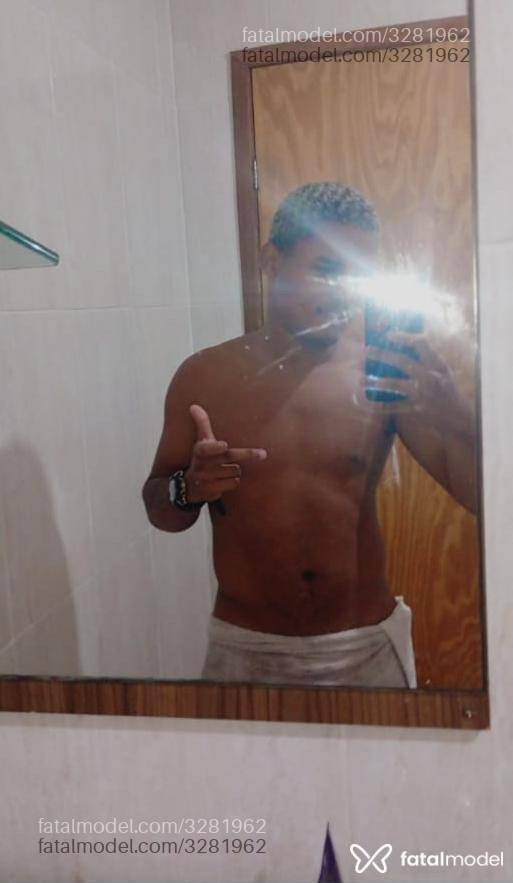 Acompanhante homem morena (o) de olhos pretos em Rio de Janeiro - Moreninho