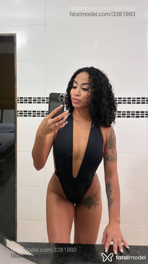 Acompanhante mulher morena (o) de olhos castanhos - Gabi