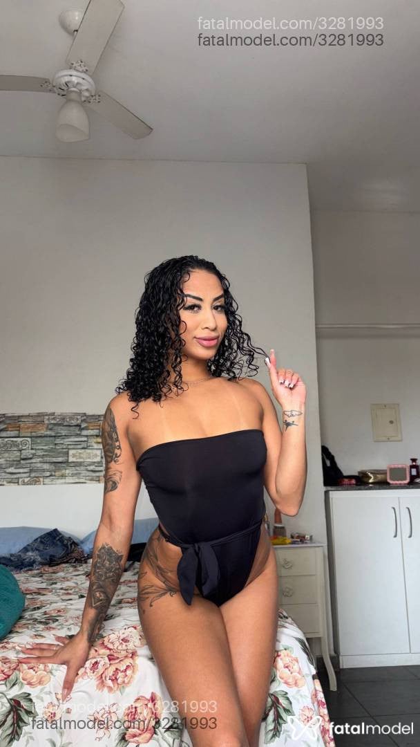 Acompanhante mulher morena (o) de olhos castanhos - Gabi