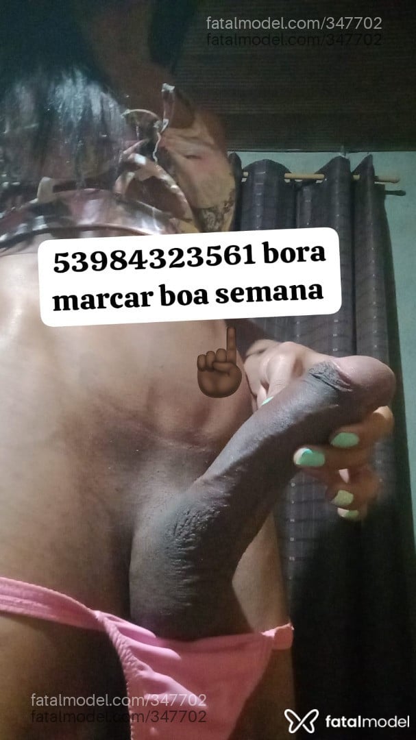 Acompanhante mulher trans morena (o) de olhos castanhos - Majuu