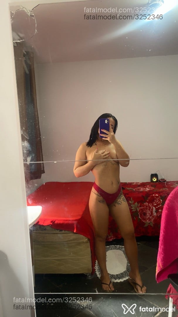 Acompanhante mulher morena (o) de olhos castanhos - Anny