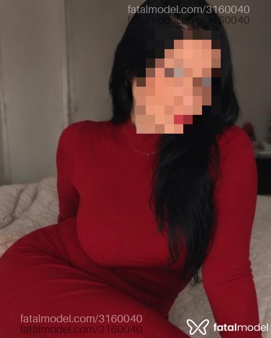 Acompanhante mulher morena (o) de olhos castanhos - Victoria