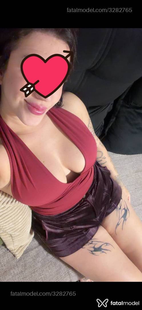 Acompanhante mulher com cabelo castanho de olhos castanhos - Mille