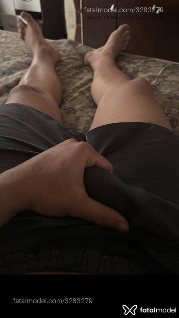 Acompanhante homem morena (o) de olhos castanhos - Marlon
