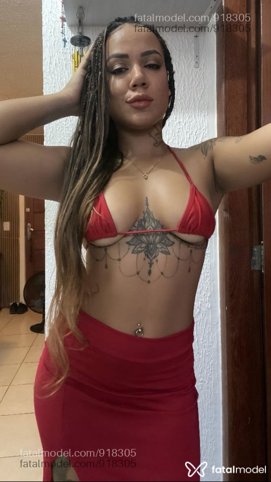 Acompanhante mulher morena (o) de olhos castanhos - Rafaella Escobar