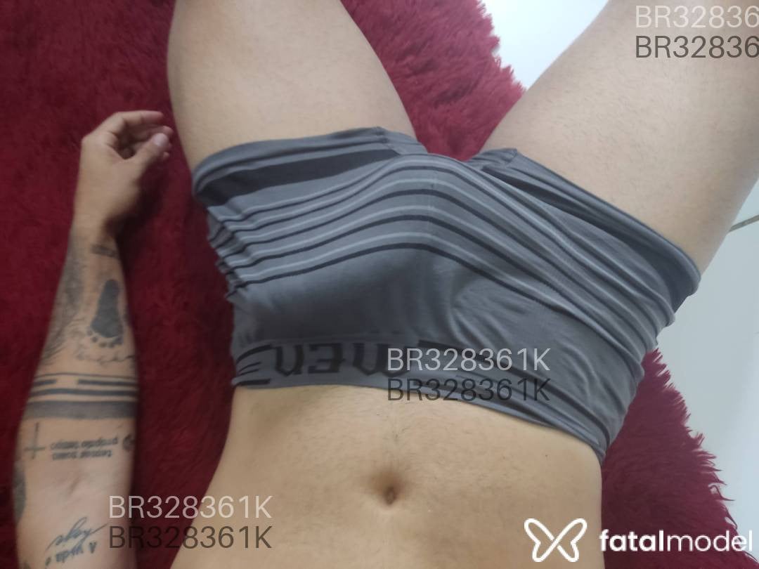 Acompanhante homem morena (o) de olhos castanhos em São Luís - Felipe