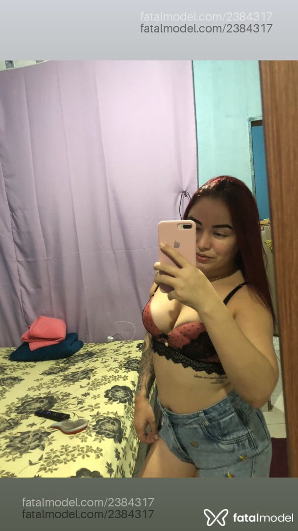 Acompanhante mulher ruiva (o) de olhos mel - Maya