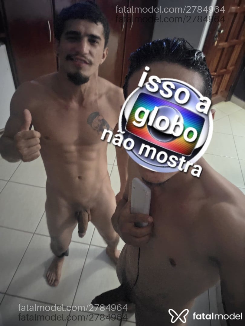 Acompanhante homem com cabelo castanho de olhos castanhos - Victor