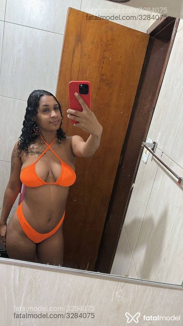 Acompanhante mulher morena (o) de olhos castanhos em Campos dos Goytacazes - Stefani