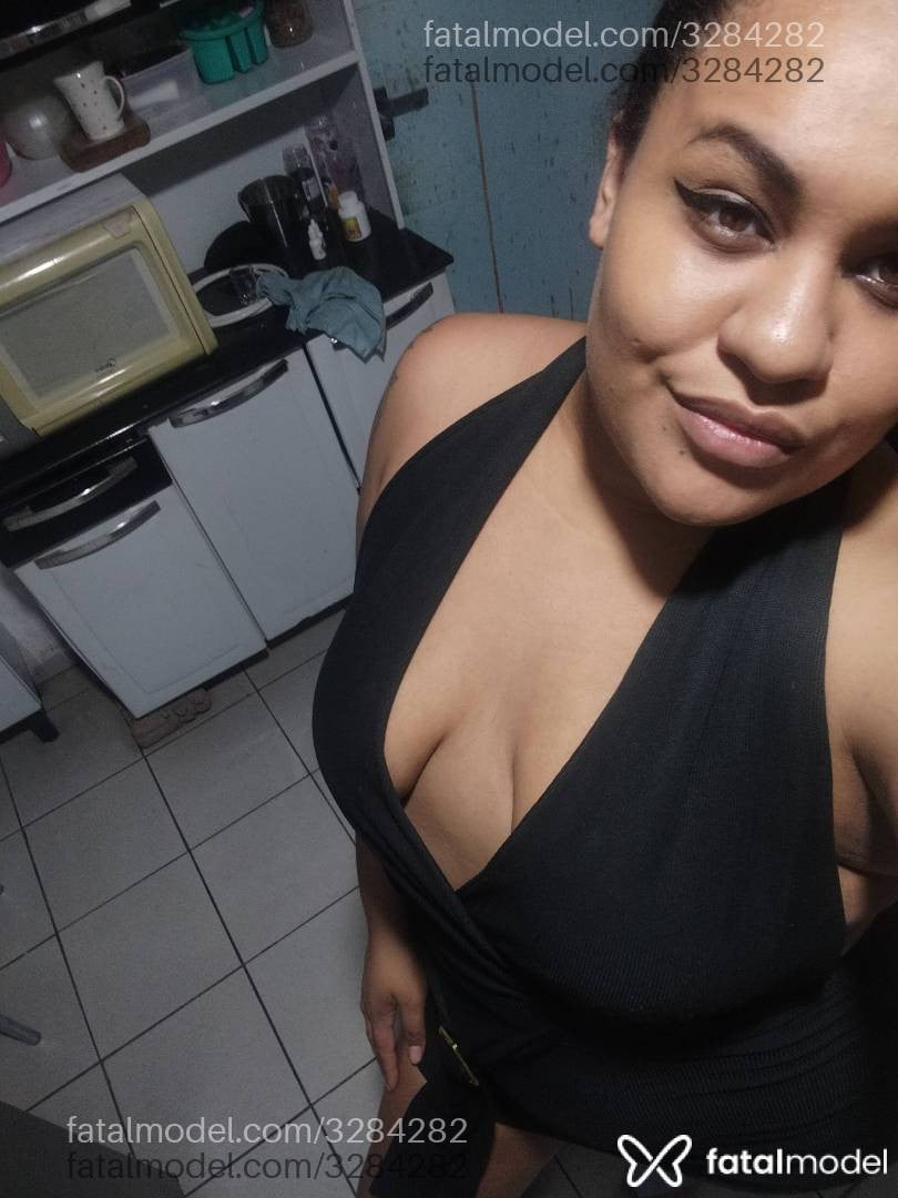 Acompanhante mulher ruiva (o) de olhos castanhos em Nova Mutum - Oncinha
