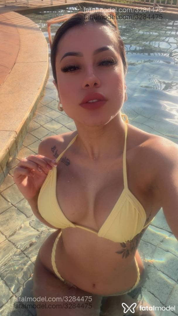 Acompanhante mulher morena (o) de olhos castanhos - Ana Luiza