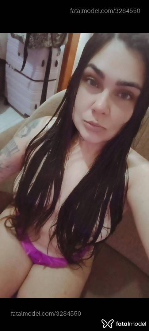 Acompanhante mulher morena (o) de olhos mel em Lajeado - Gabriely