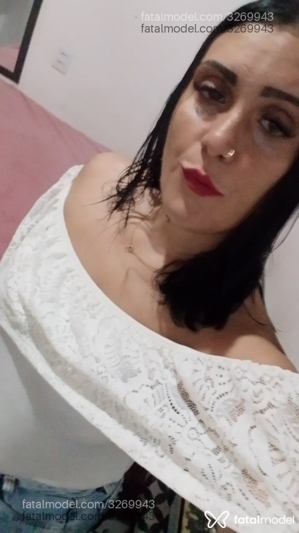 Acompanhante mulher loira (o) de olhos mel - Raphaela