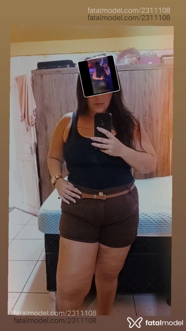 Acompanhante mulher morena (o) de olhos castanhos - Julinha