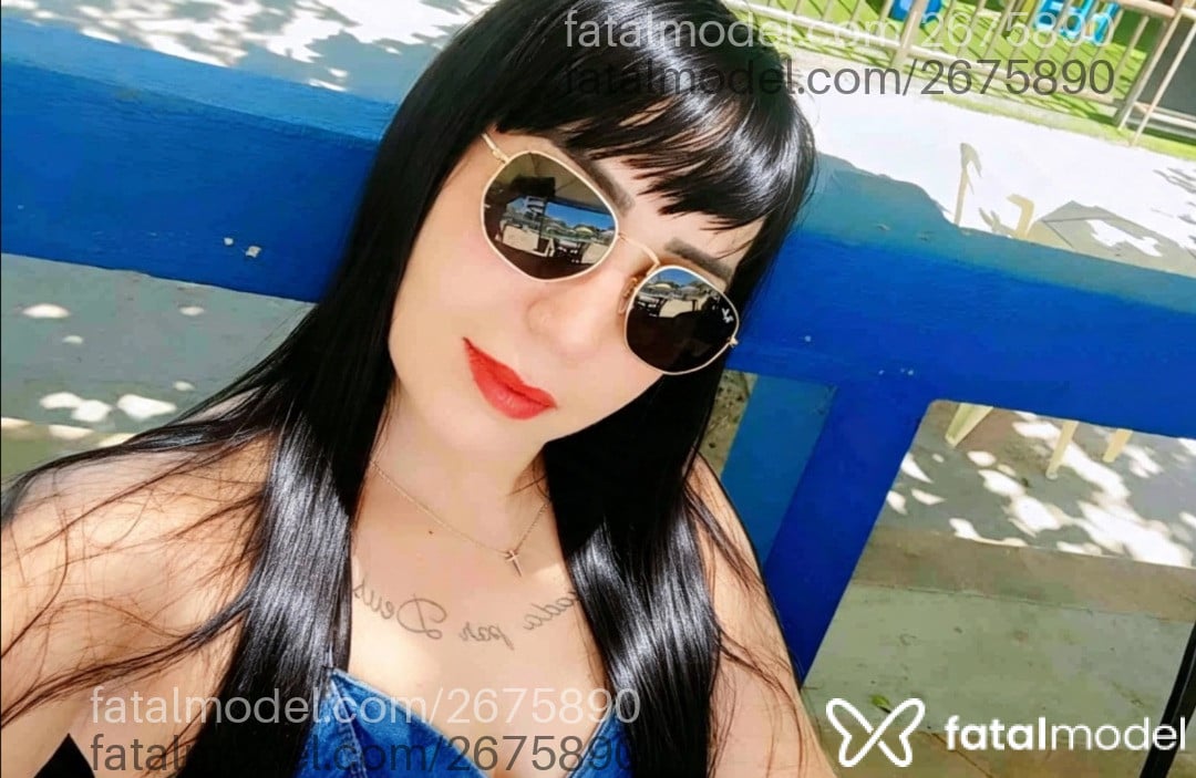 Acompanhante mulher morena (o) de olhos castanhos - Fernanda