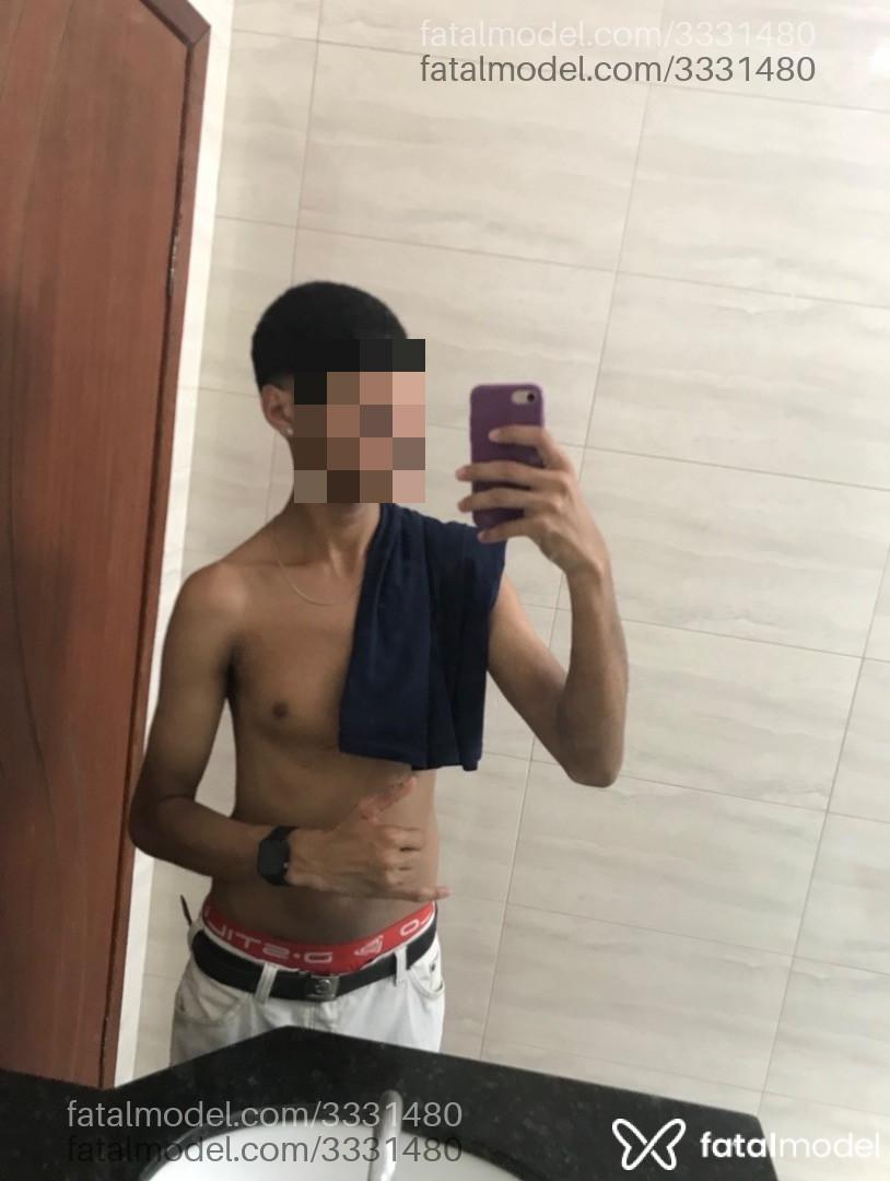 Acompanhante homem morena (o) de olhos castanhos - Pietro Araújo