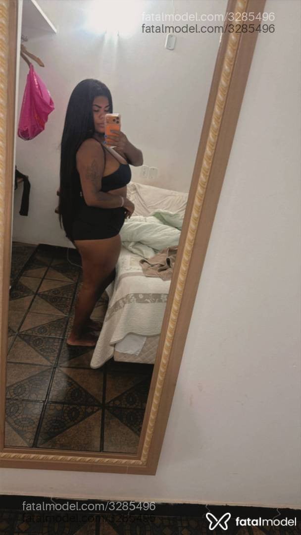 Acompanhante mulher morena (o) de olhos pretos - Brenda Assis