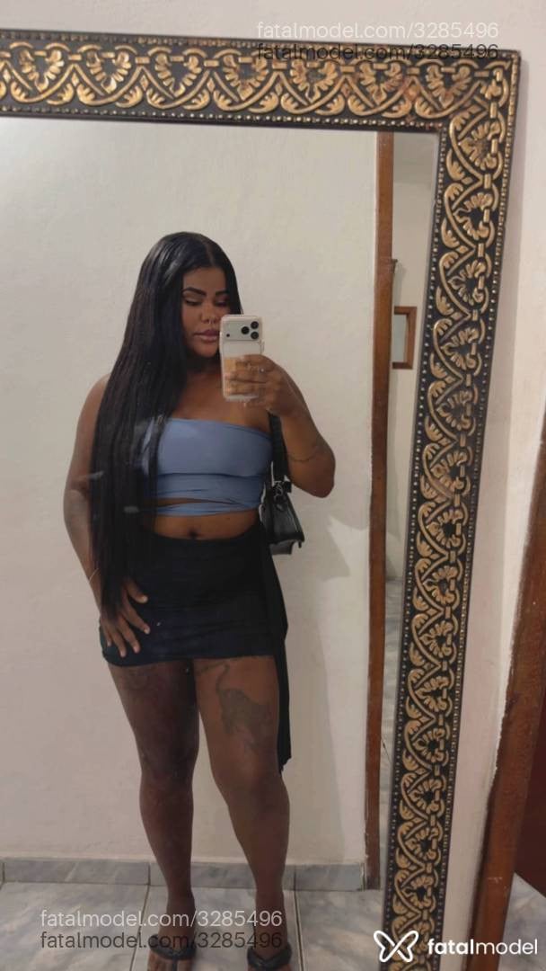 Acompanhante mulher morena (o) de olhos pretos em Rio das Ostras Acompanhante mulher morena (o) de olhos pretos em Rio das Ostras - Emylli Amaral