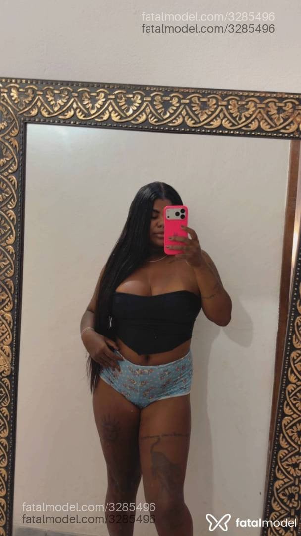 Acompanhante mulher morena (o) de olhos pretos em Rio das Ostras Acompanhante mulher morena (o) de olhos pretos em Rio das Ostras - Emylli Amaral