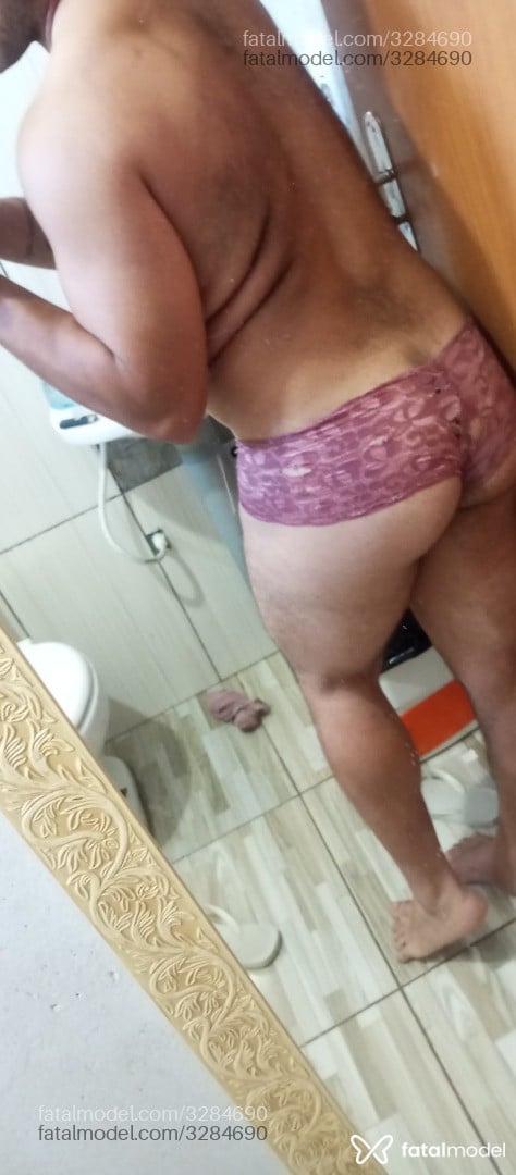 Acompanhante homem morena (o) de olhos castanhos - Caue