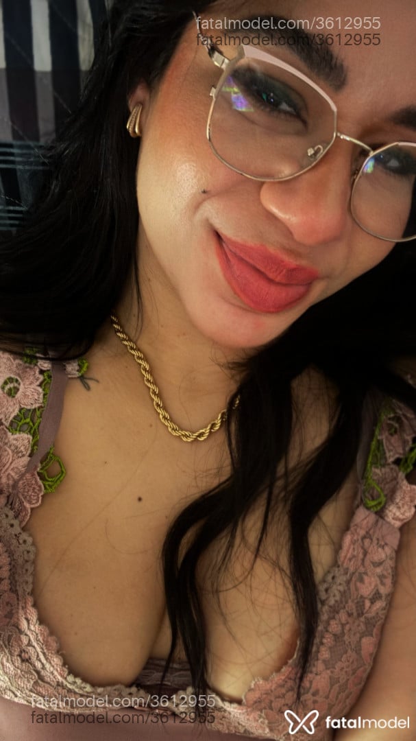 Acompanhante mulher morena (o) de olhos castanhos - Fernanda