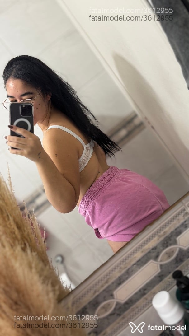 Acompanhante mulher morena (o) de olhos castanhos - Fernanda