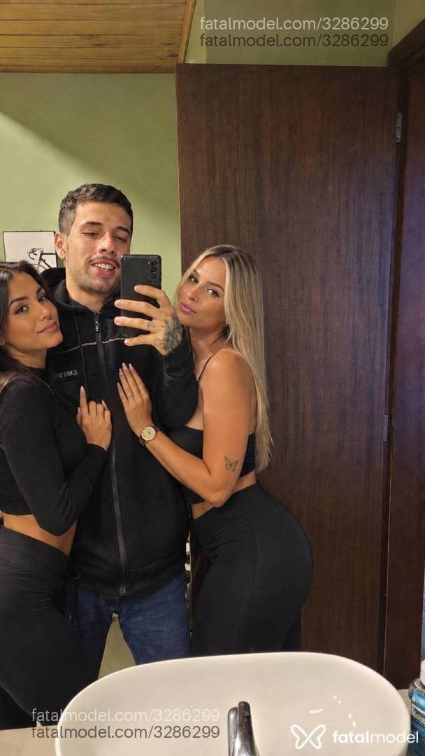 Acompanhante homem com cabelo castanho de olhos verdes - Gabriel
