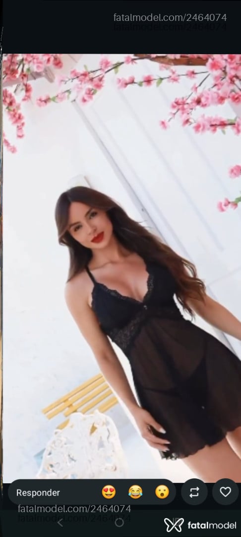 Acompanhante mulher loira (o) de olhos mel - Nethiane